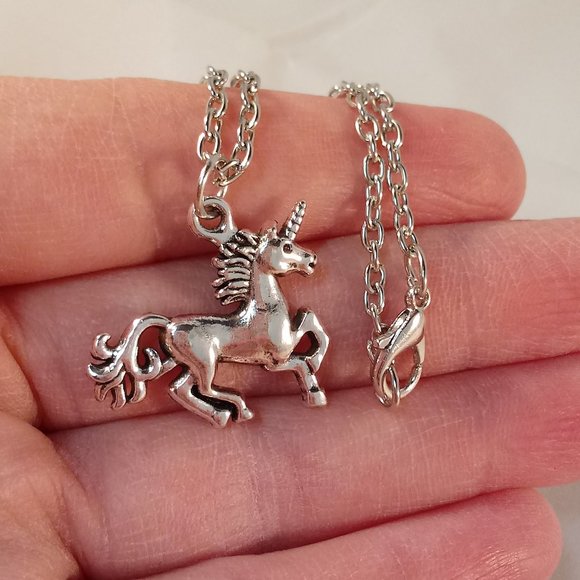 Mens Silver Unicorn Horse Chain Necklace 20" Party Gift - Picture 1 of 3